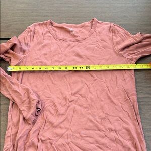 GAP Women's Dusty Rose Long Sleeve Tee